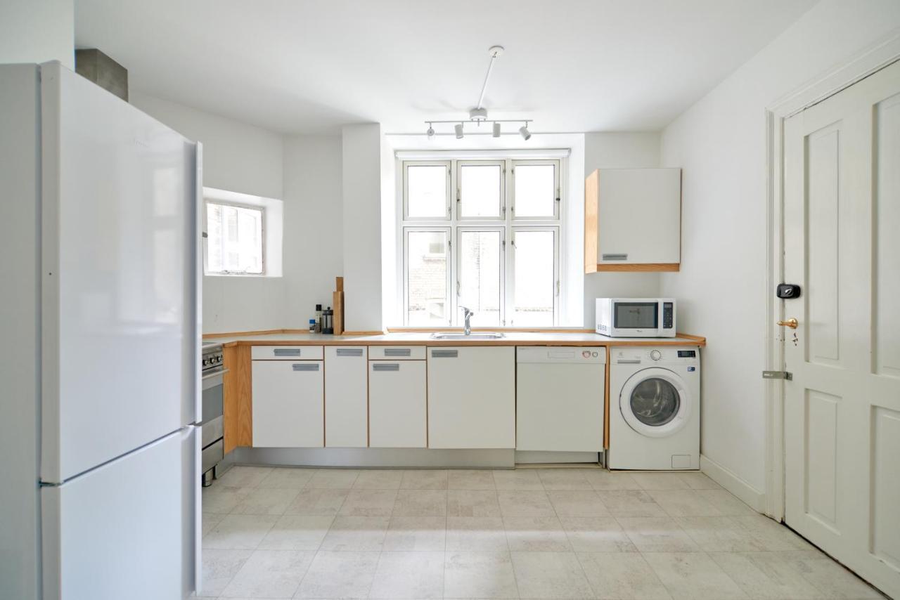 Xl Flat W 3 Bedrooms By Kings Garden In Cph City Copenhague Exterior foto